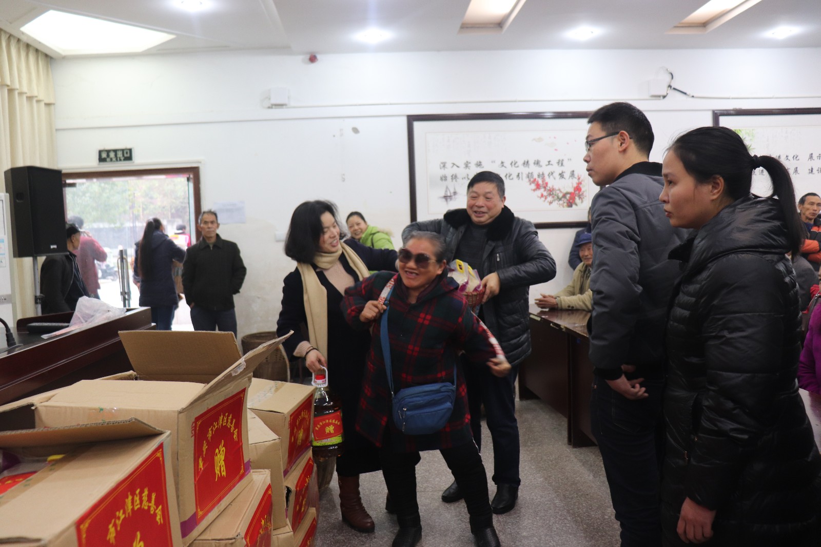 石门镇情暖万家活动.JPG